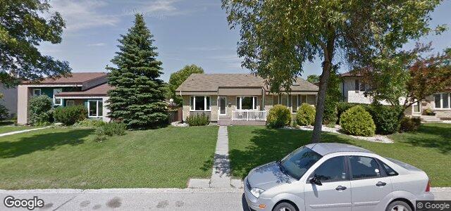 Larawan ng 140 North Meadow Drive sa Winnipeg, Manitoba