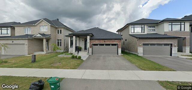 Larawan ng 141 Cambie Road sa Winnipeg, Manitoba