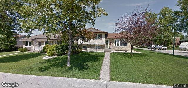 Larawan ng 144 North Meadow Drive sa Winnipeg, Manitoba