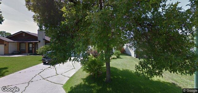 Larawan ng 153 Meadow Gate Drive sa Winnipeg, Manitoba