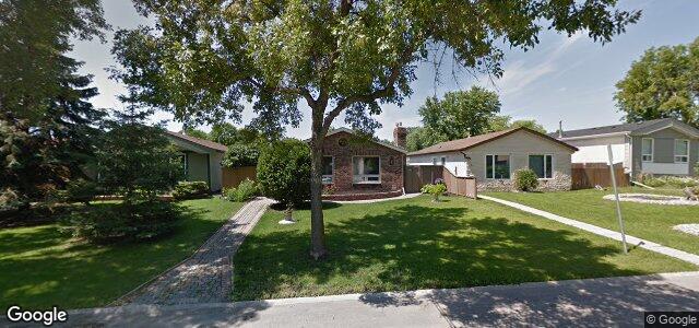 Larawan ng 16 Kinsley Crescent sa Winnipeg, Manitoba
