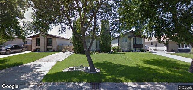 Larawan ng 18 Clouston Drive sa Winnipeg, Manitoba