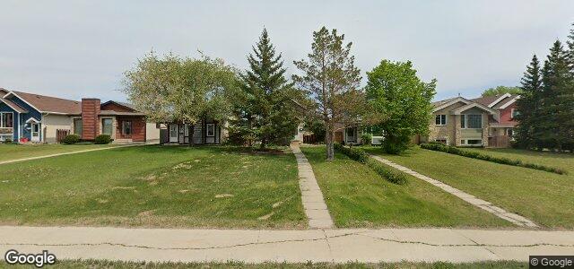 Larawan ng 1915 Plessis Road sa Winnipeg, Manitoba