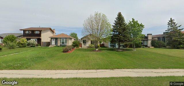 Larawan ng 1947 Plessis Road sa Winnipeg, Manitoba