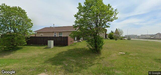 Larawan ng 1963 Plessis Road sa Winnipeg, Manitoba