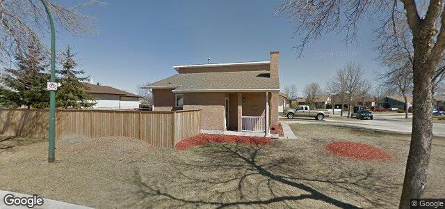 Larawan ng 2 Willis Wyatt Place sa Winnipeg, Manitoba