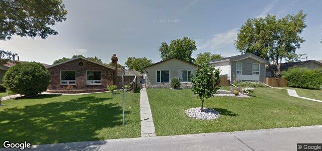 Larawan ng 20 Kinsley Crescent sa Winnipeg, Manitoba