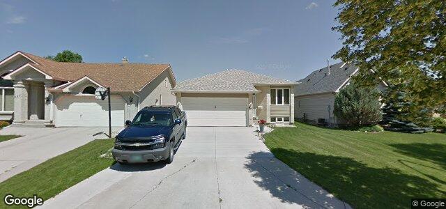 Larawan ng 207 Dawnville Drive sa Winnipeg, Manitoba
