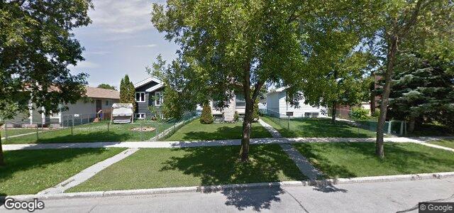 Larawan ng 208 Devonshire Drive sa Winnipeg, Manitoba