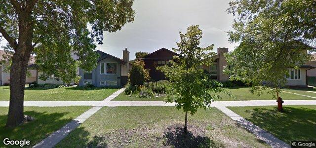 Larawan ng 215 Devonshire Drive sa Winnipeg, Manitoba
