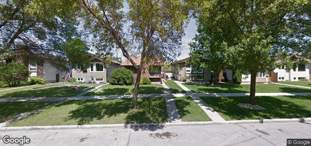 Larawan ng 220 Devonshire Drive sa Winnipeg, Manitoba