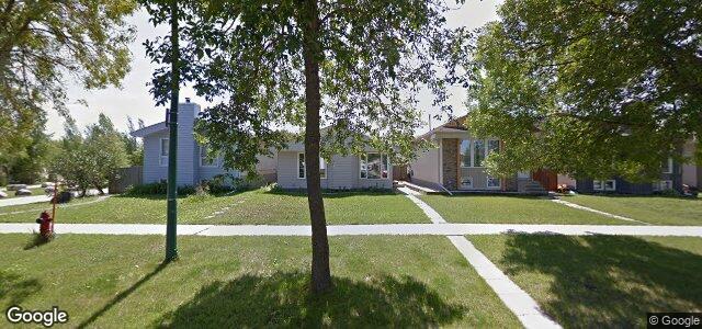 Larawan ng 243 Devonshire Drive sa Winnipeg, Manitoba