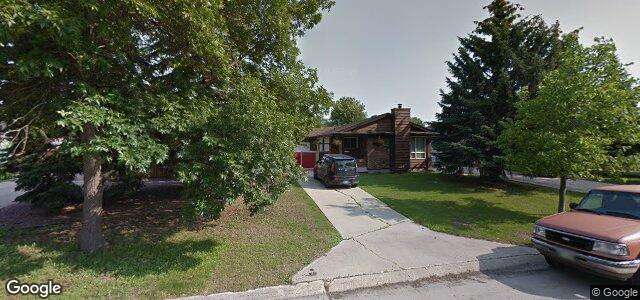 Larawan ng 26 Moberly Avenue sa Winnipeg, Manitoba