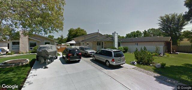 Larawan ng 27 Meadow Gate Drive sa Winnipeg, Manitoba