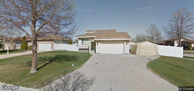 Larawan ng 3 Parkwater Crescent sa Winnipeg, Manitoba