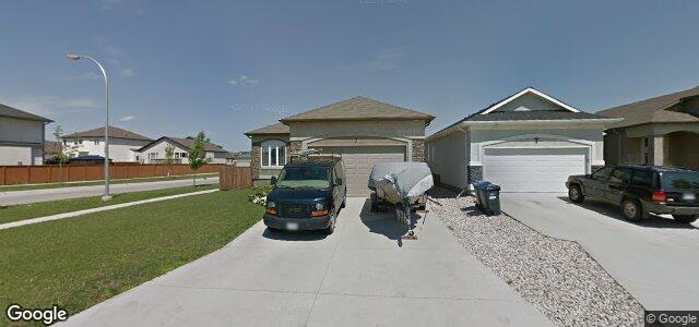 Larawan ng 3 Rod Black Crescent sa Winnipeg, Manitoba