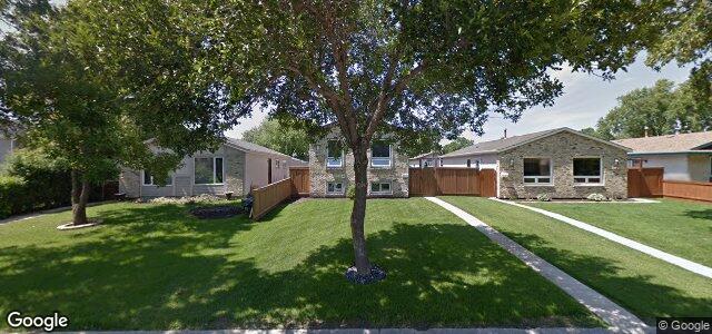 Larawan ng 32 Kinsley Crescent sa Winnipeg, Manitoba