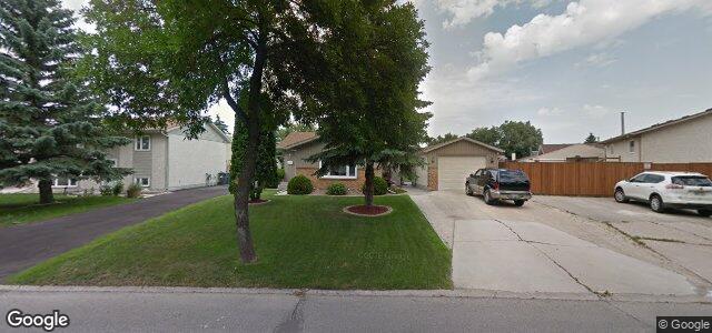 Larawan ng 40 Cambie Road sa Winnipeg, Manitoba