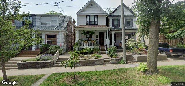 Larawan ng 42 Moberly Avenue sa Winnipeg, Manitoba