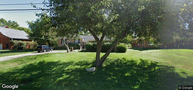 Larawan ng 42 North Meadow Drive sa Winnipeg, Manitoba