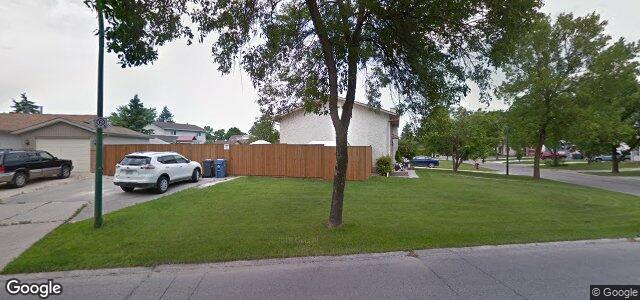Larawan ng 46 Cambie Road sa Winnipeg, Manitoba