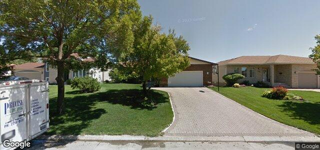 Larawan ng 50 Spring Meadow Crescent sa Winnipeg, Manitoba