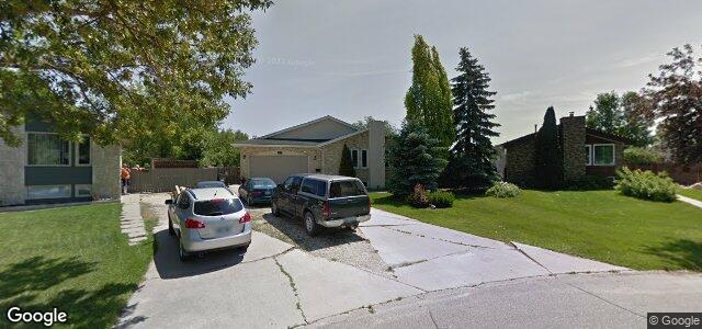 Larawan ng 51 Lynn Lake Drive sa Winnipeg, Manitoba