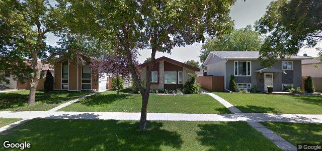 Larawan ng 57 Meadow Lake Drive sa Winnipeg, Manitoba