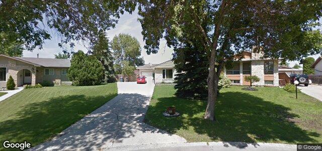 Larawan ng 58 Kinsley Crescent sa Winnipeg, Manitoba