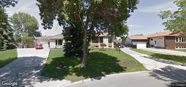 Larawan ng 62 Kinsley Crescent sa Winnipeg, Manitoba