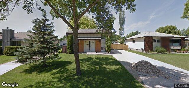 Larawan ng 64 Lynn Lake Drive sa Winnipeg, Manitoba