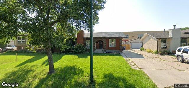 Larawan ng 71 Moberly Avenue sa Winnipeg, Manitoba