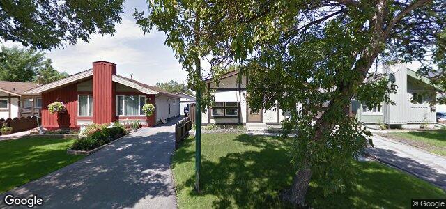 Larawan ng 73 Meadow Gate Drive sa Winnipeg, Manitoba