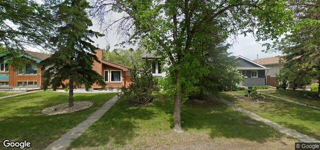Larawan ng 74 North Meadow Drive sa Winnipeg, Manitoba