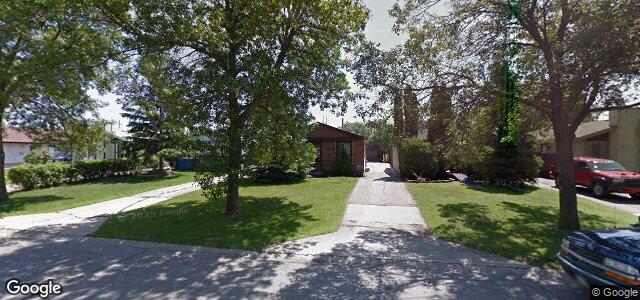 Larawan ng 92 Meadow Gate Drive sa Winnipeg, Manitoba