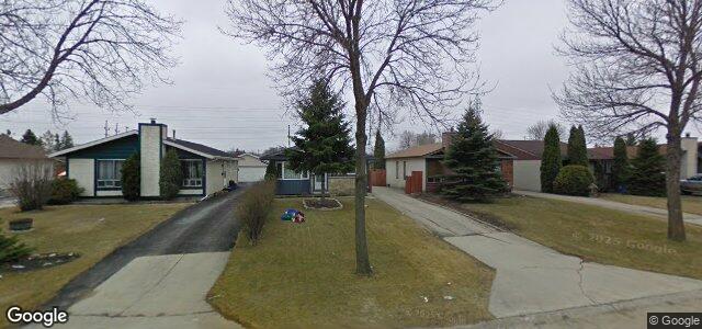 Larawan ng 96 Meadow Gate Drive sa Winnipeg, Manitoba