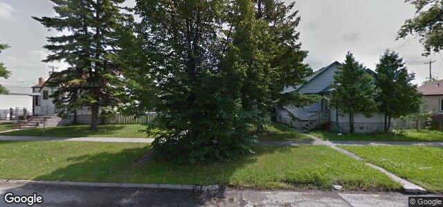 Photo of 126 Melrose Avenue W in Winnipeg, Manitoba