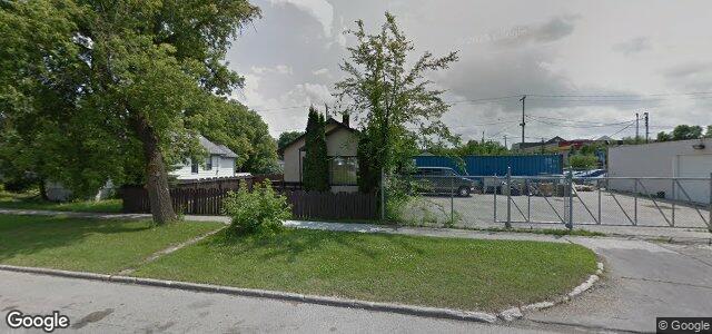 Larawan ng 132 Melrose Avenue W sa Winnipeg, Manitoba