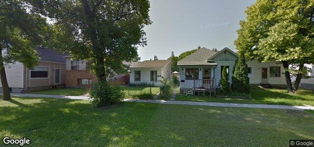 Larawan ng 228 Regent Avenue E sa Winnipeg, Manitoba