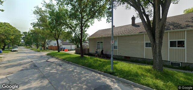 Larawan ng 232 Regent Avenue E sa Winnipeg, Manitoba