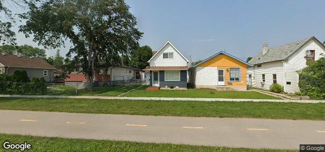 Photo of 309 Pandora Avenue E in Winnipeg, Manitoba