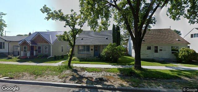Larawan ng 330 Regent Avenue W sa Winnipeg, Manitoba