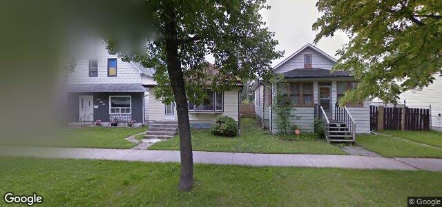 Photo of 358 Melrose Avenue W in Winnipeg, Manitoba