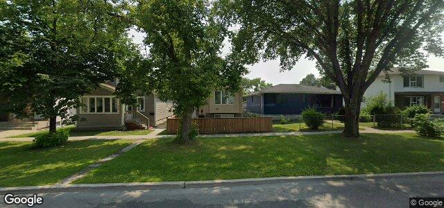Larawan ng 424 Regent Avenue E sa Winnipeg, Manitoba