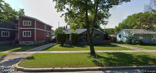 Larawan ng 426 Regent Avenue W sa Winnipeg, Manitoba