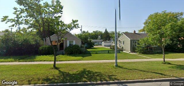 Larawan ng 512 Regent Avenue W sa Winnipeg, Manitoba