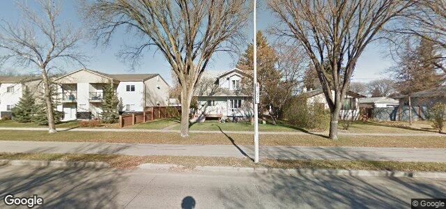 Photo of 535 Pandora Avenue W in Winnipeg, Manitoba