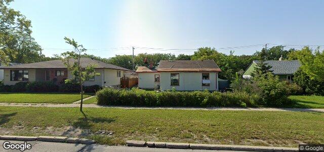 Larawan ng 606 Regent Avenue W sa Winnipeg, Manitoba