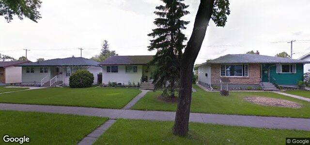 Photo of 611 Melrose Avenue W in Winnipeg, Manitoba