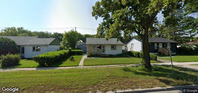 Larawan ng 614 Regent Avenue W sa Winnipeg, Manitoba